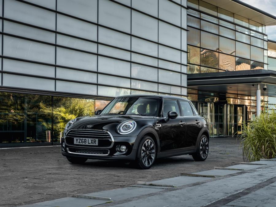  Mini Cooper 5-Door (F56) 2019 года  (UK) (фото 1 из 9)